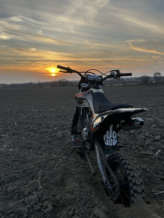 Пит В идиале  пешыте звоните