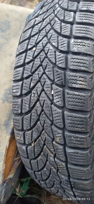 2бр. гуми с джанти 185.65.15.