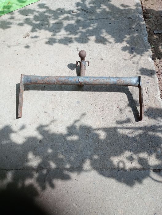 De vanzare Doi carlige