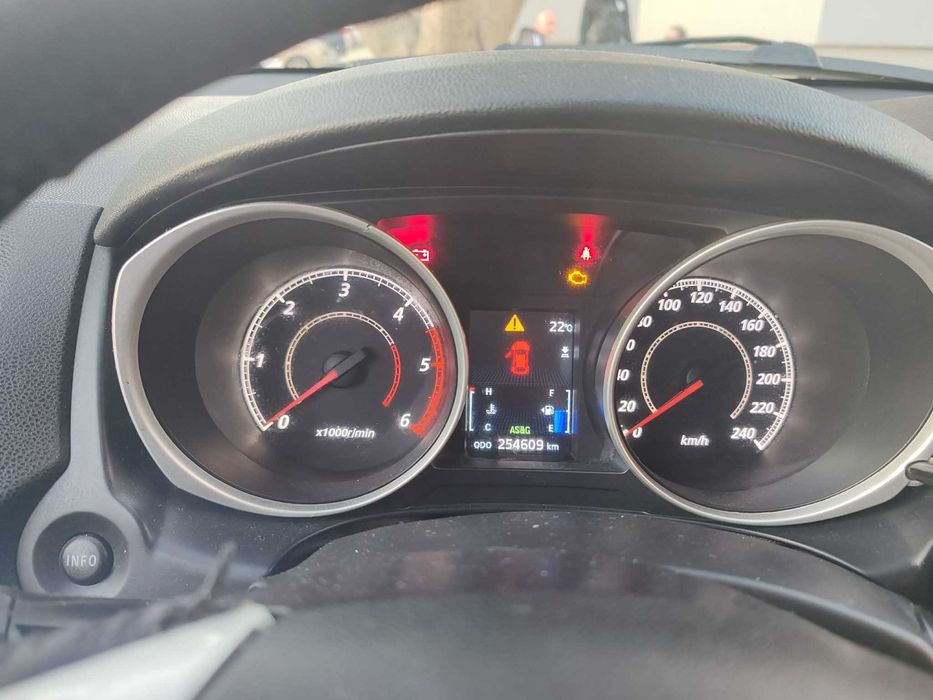 Джип Mitsubishi ASX