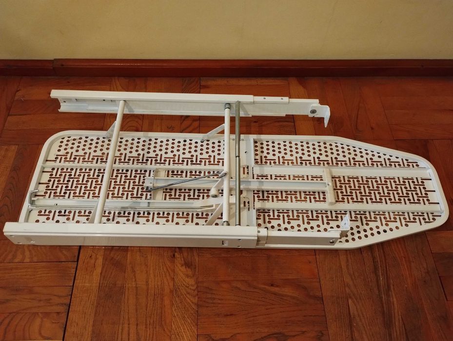 HAFELE Дъска за гладене за вграждане зад чело на чекмедже