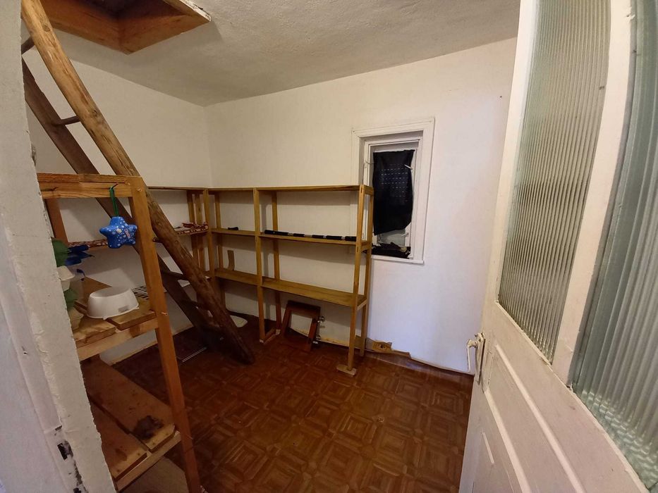 Casă de închiriat. Casă la țară. Ciucea. Cluj. Utilată.