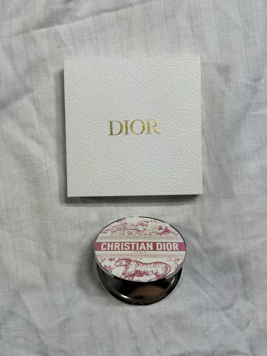 Oglinda de machiat Dior