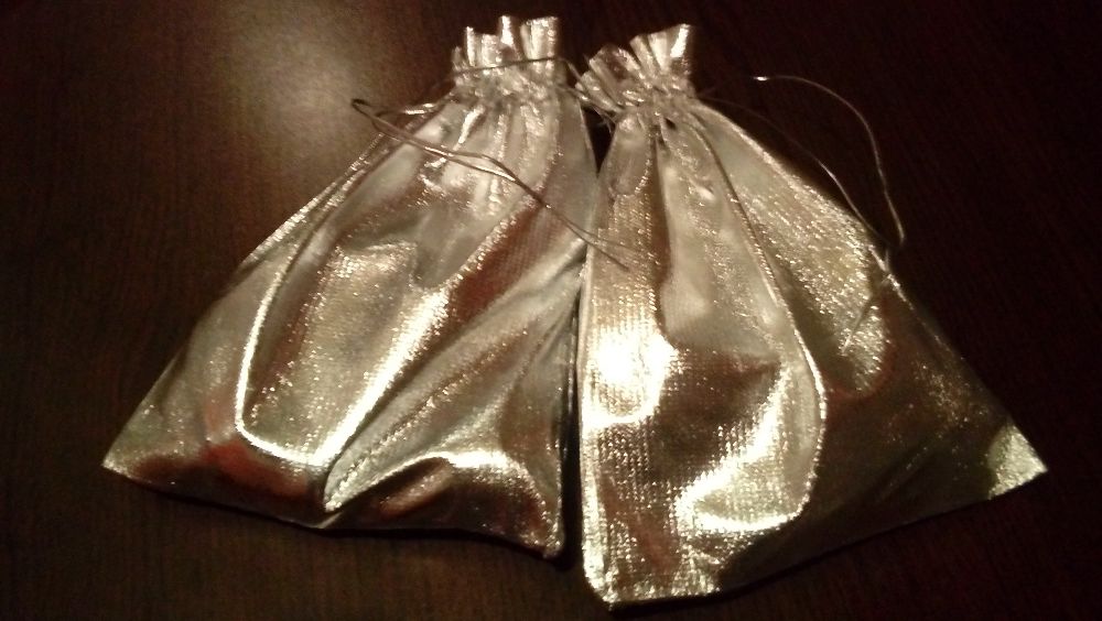 Два стилни гердана