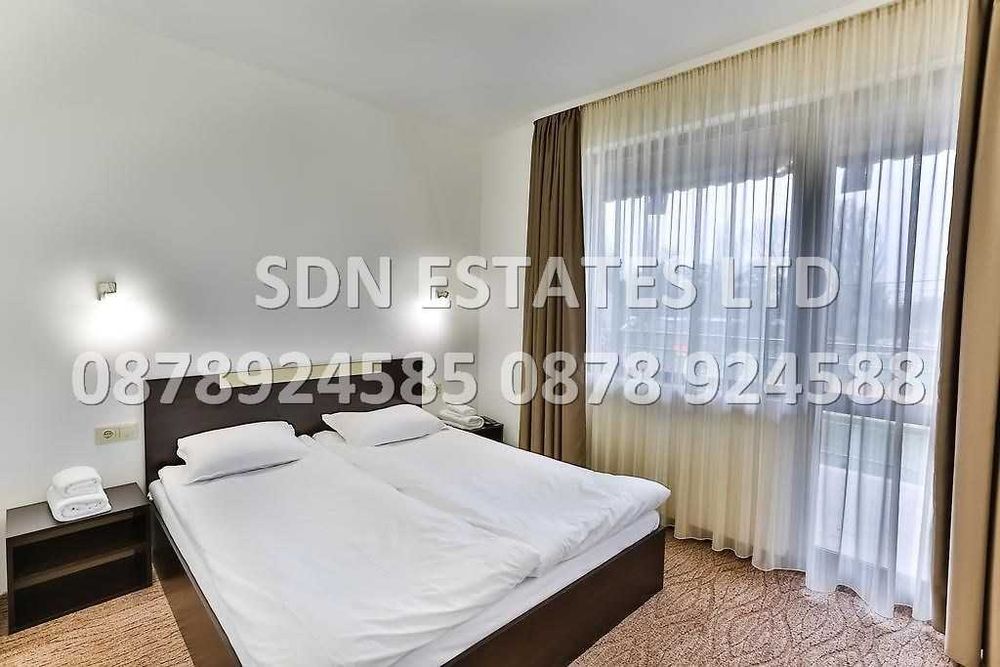 Продава разработен прекрасен хотел в сърцето на Розовата долина