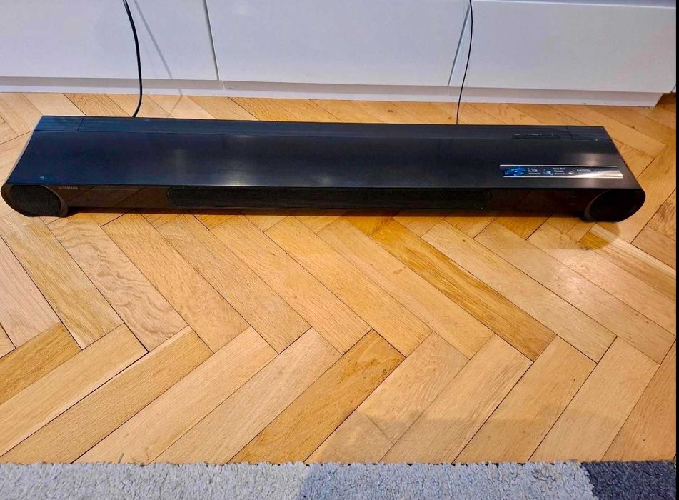 7.1 звуков проектор Yamaha YSP 3300