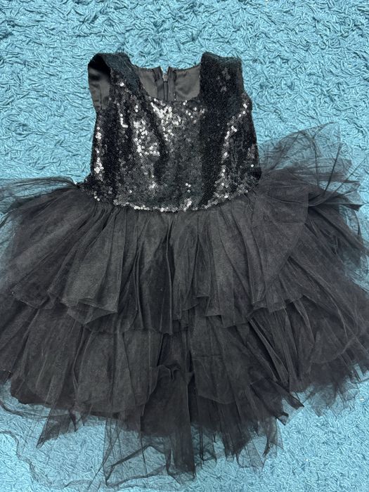 Платья на девочку от 3-6 лет