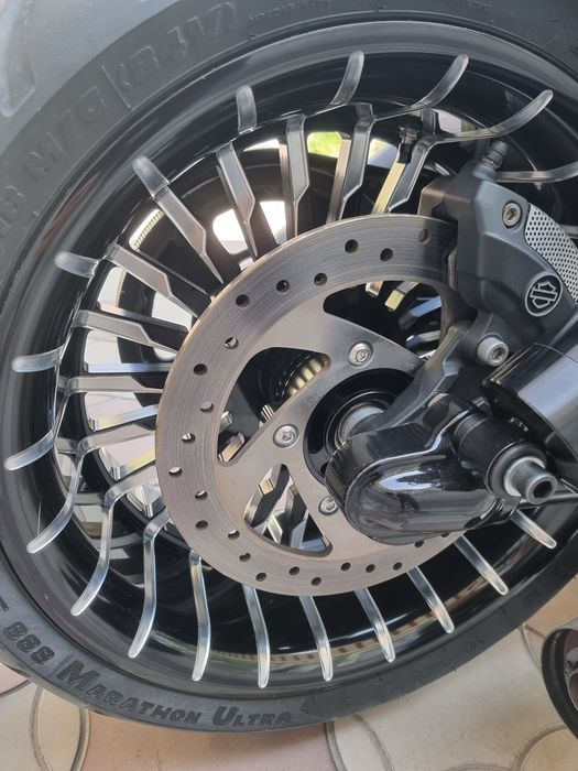 Harley-davidson v-rod tuning sotiladi