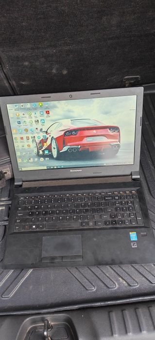 Srochno sotiladi Lenovo b50-70