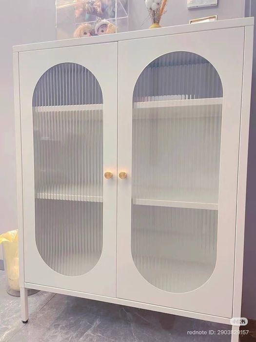 Шкаф стеклянный в гостиную | Mehmonxona uchun oynali vitrina shkaf