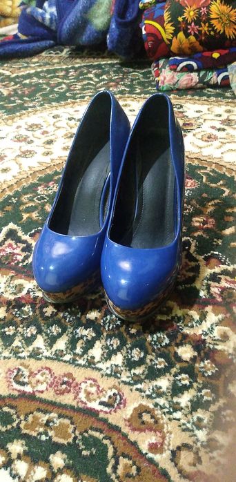 Toy va bazmlar uchun tufli