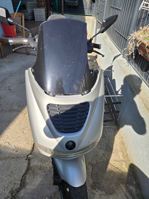 Scuter Peugeot Elyseo HT 50CC