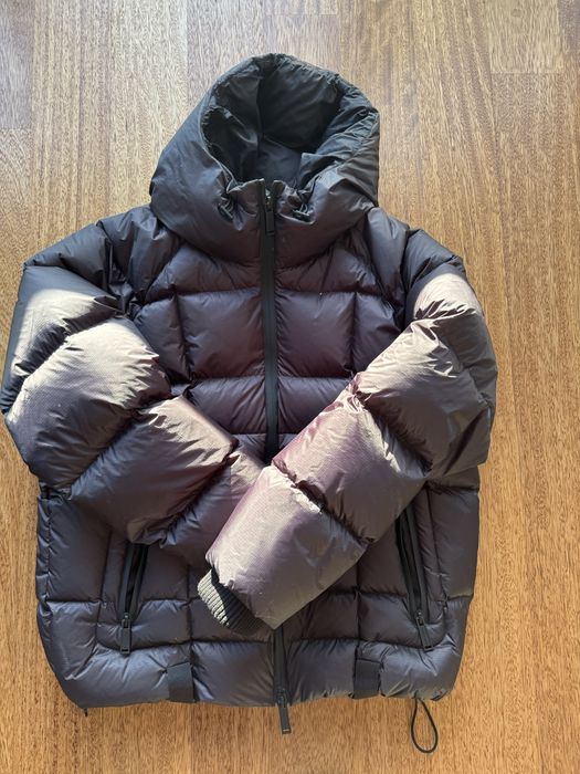 Ново Оригинално яке DSQUARED2 IT52