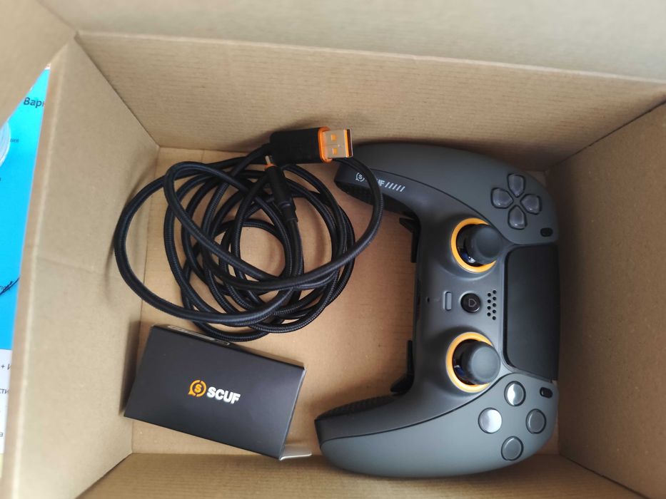 Продавам SCUF Reflex Pro за PS5/PC -