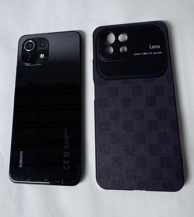 Продам Xiaomi Mi 11 lite 128Gb.