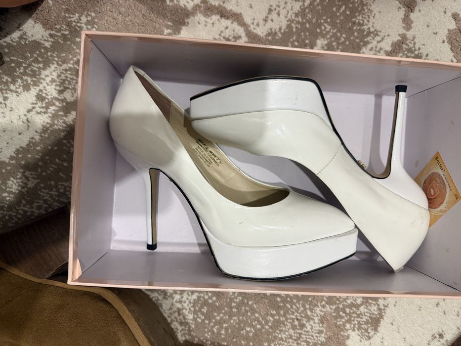 Обувки miss sixty