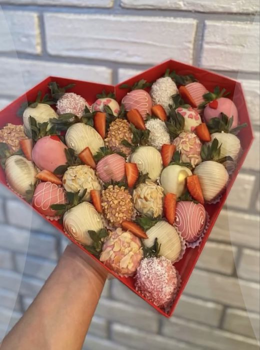 Клубника в шоколаде по низким ценам