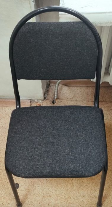 Продам стол офисный и стулья