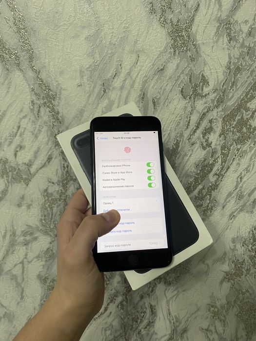 Продам Айфон 7+/ Iphone 7 plus