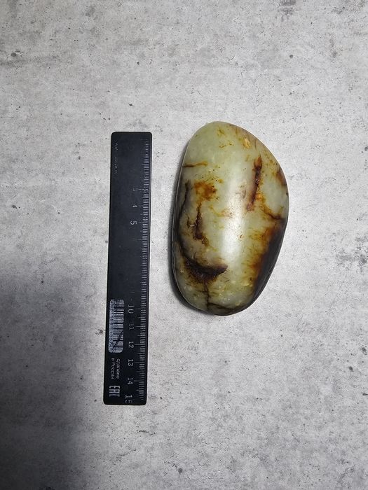 Продам хотанский нефрит