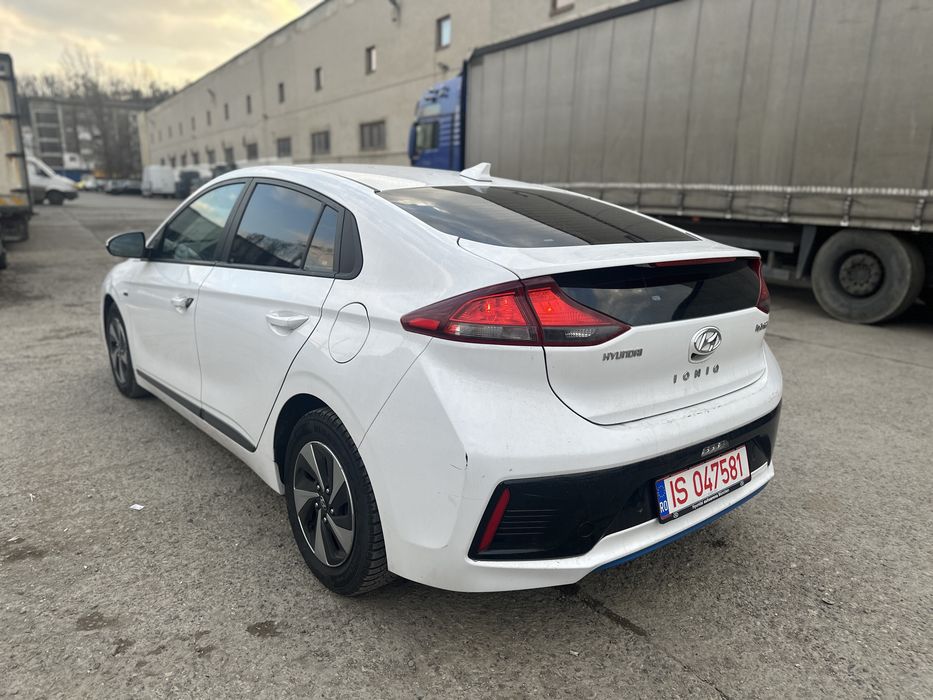 Inchiriez auto inchiriez masini hybrid ieftin