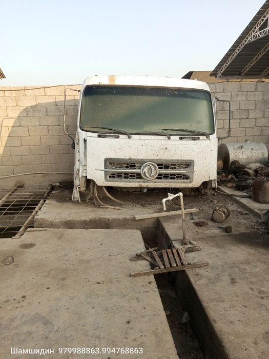 Донг фенг самосвал кабина сотилади.