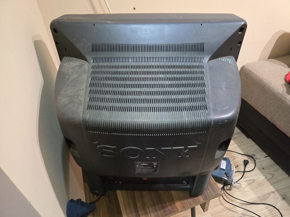 Продавам Телевизор Сони