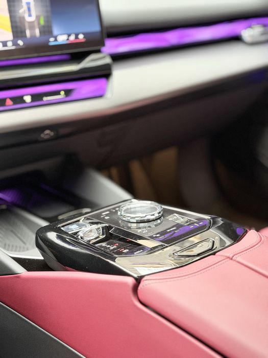 Bmw i5 restaling bosh to'lov 19500$ bir kunda olib keting