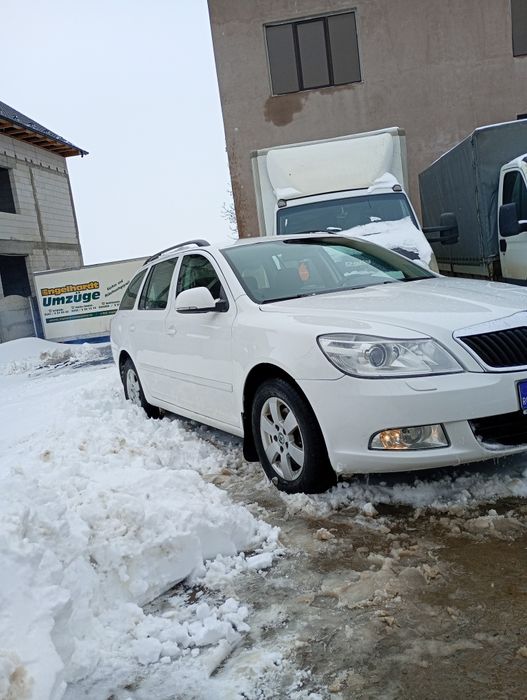 Vând Skoda Octavia 2012