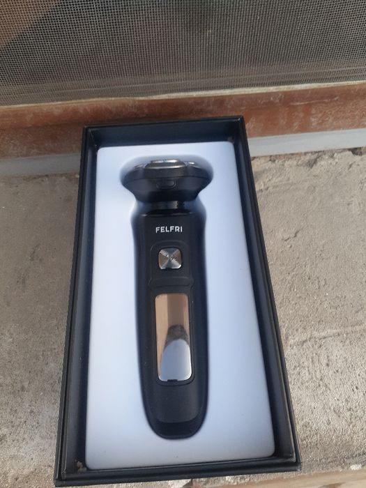 Бритва электрическая из росси