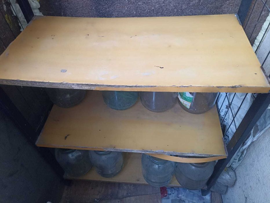 Полка обувная продам срочно