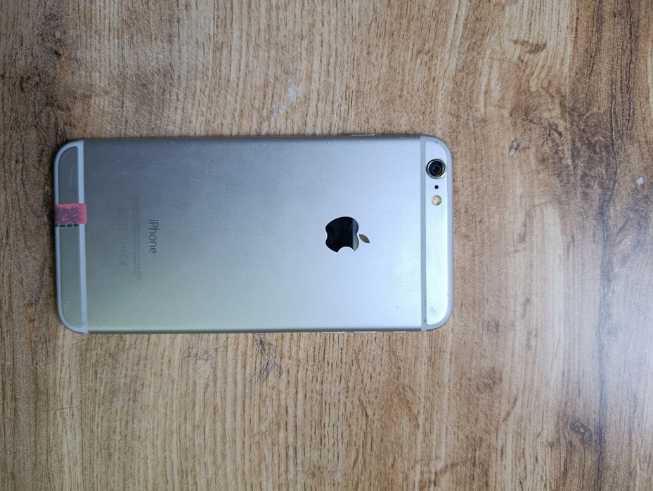 iPhone 6 plus 64gb работает царапина