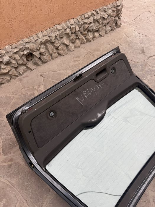 Крышка Багажника (универсал) на BMW e34