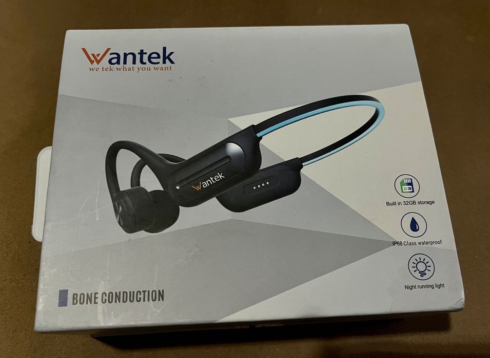 Спортни слушалки Wantek – 32GB памет, IP68 Водоустойчиви