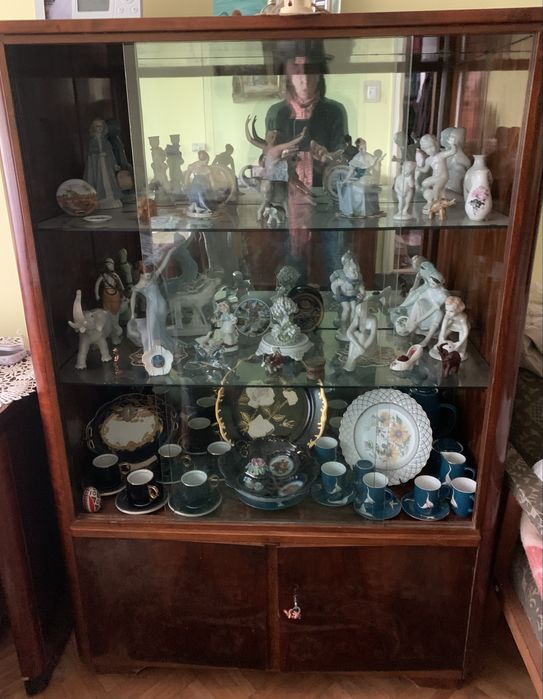 Mobilier de sufragerie vintage din lemn masiv cu furnir de nuc!