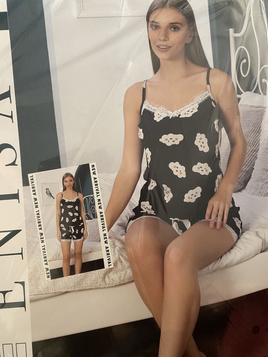 Летни пижами с потник и къси панталонки