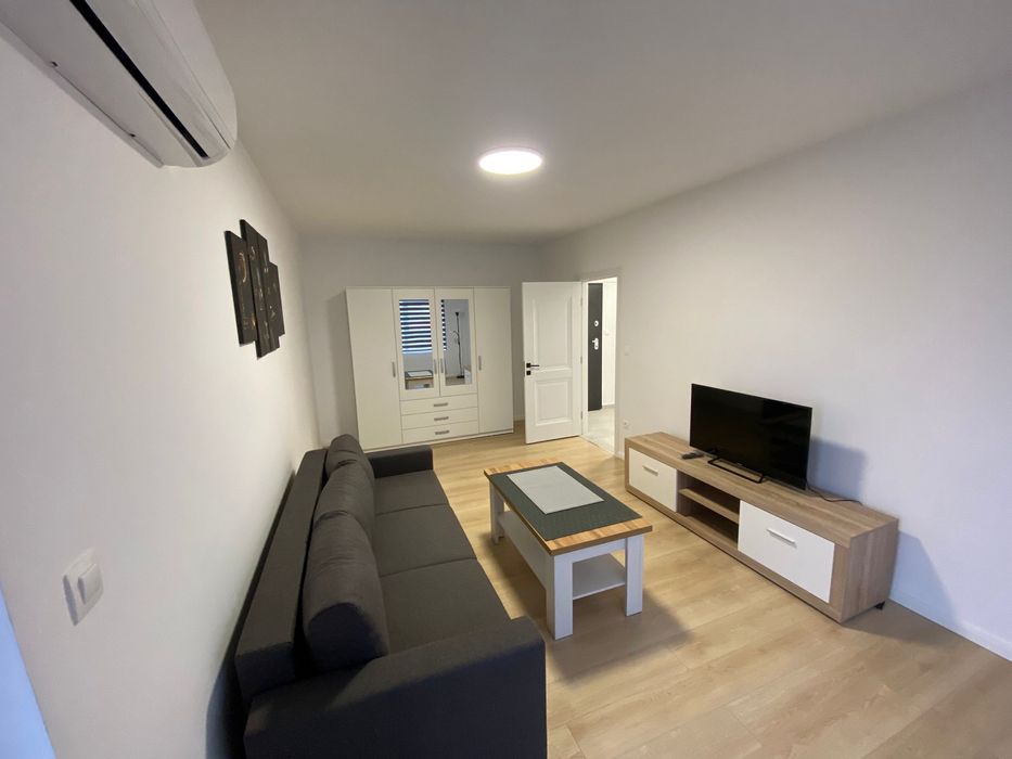 Inchiriez apartament 2 camere Vivat Residence, Piata Garii