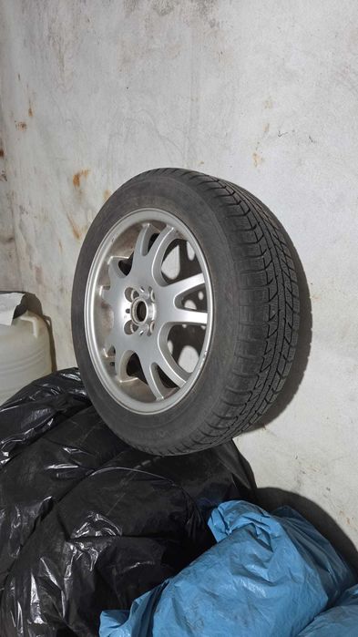 Set 4 jante originale Mini Cooper 175 / 60 / 16 cu anvelope iarna (foarte putin folosite)