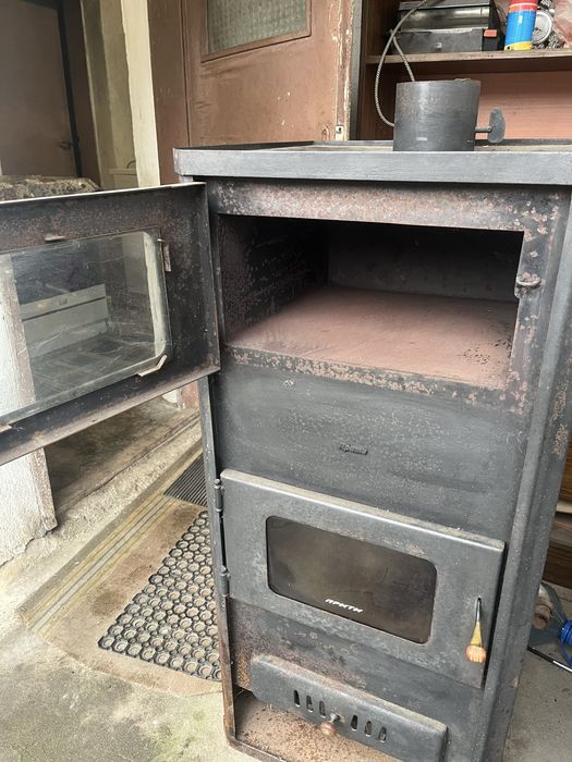 Камина с водна риза Прити 29kw