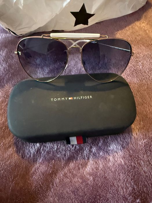 Продавам няколко чифта слънчеви очила