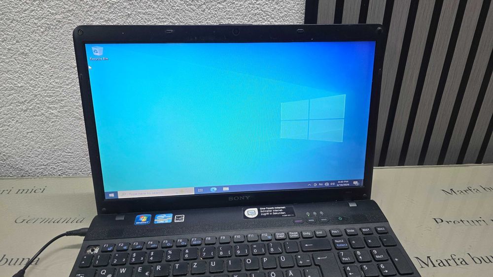 Laptop core i3 - Sony Vaio PCG71911 - functional - instalat