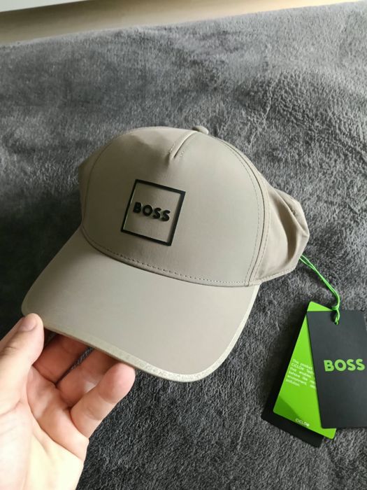 Hugo Pyer sapca unisex maro cu nume logo mic OS noua originala