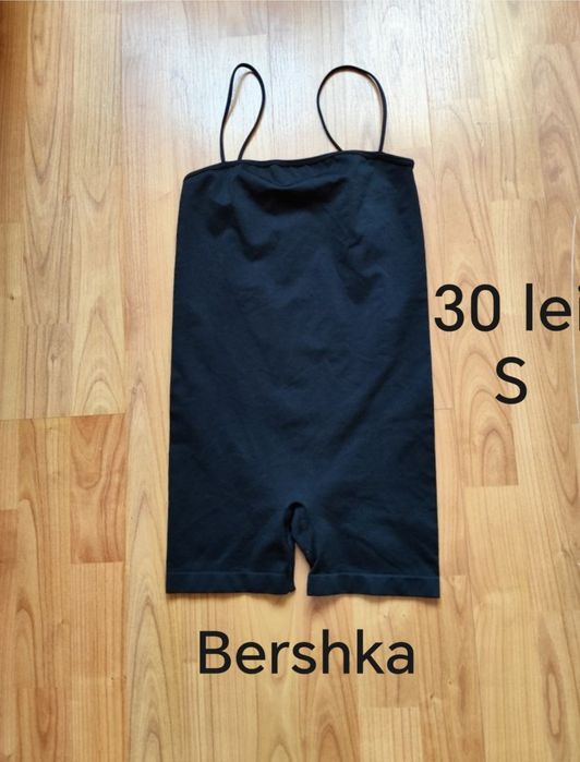 Bershka salopeta modelatoare