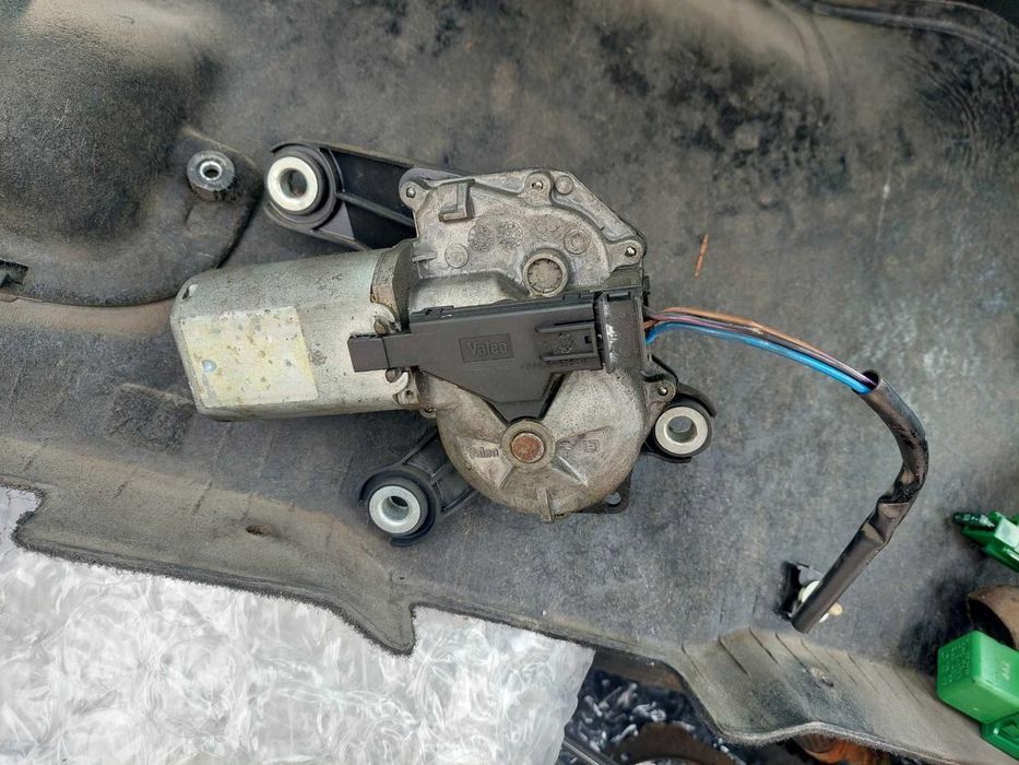 Части за Opel Astra 1.7, ISUZU, 2003 г.