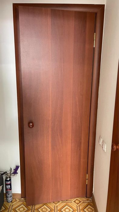 Продам межкомнатные двери