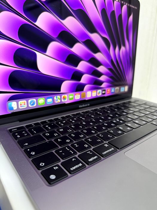 MacBook Air M1 256GB