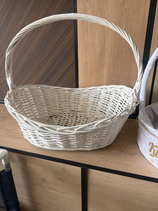 Продам корзины, в хорошем состоянии