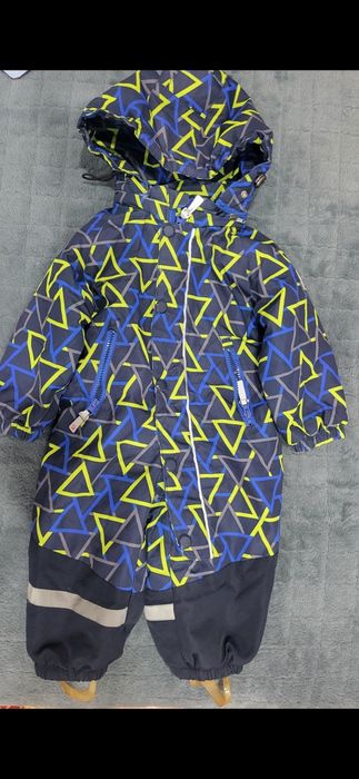 Продам б/у  куртки и комбинезон