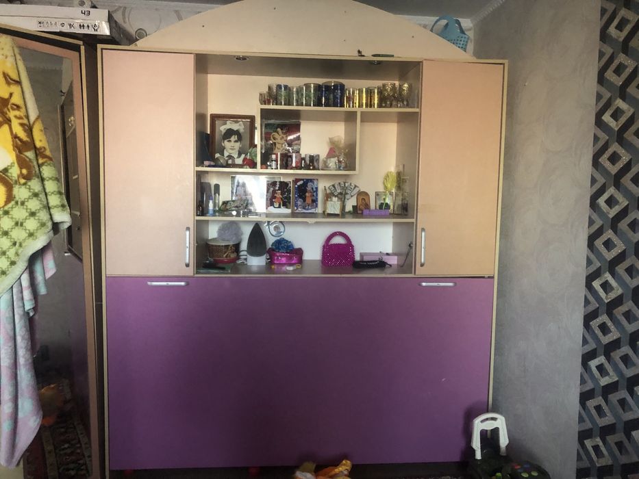 Продам шкафы , шкаф с кроватью