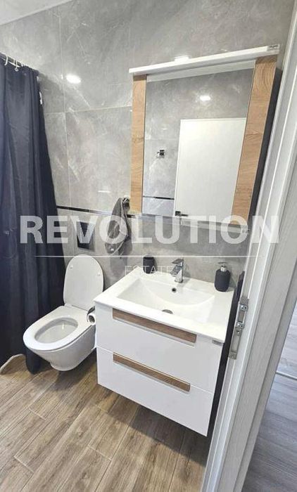 Дава се под наем Етаж от къща в Аксаково - 150 кв.м за 500 € - Снимка #6